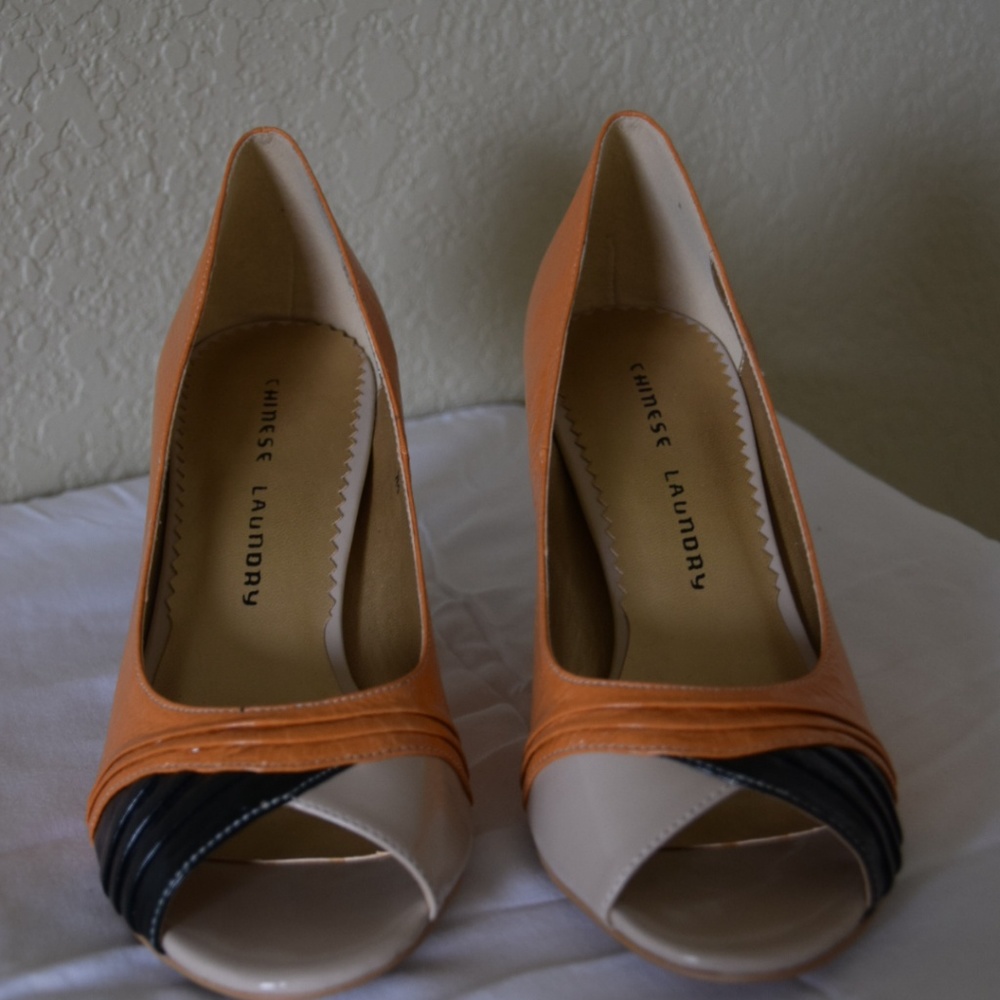 NEW Chinese Laundry peep toe heels - Picture 2 of 4